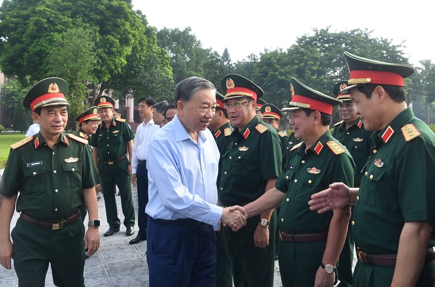 Tổng Bí thư Tô Lâm thăm, làm việc với Ban Thường vụ Quân ủy Trung ương.