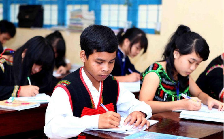 Học sinh bán trú, học viên bán trú được hỗ trợ tiền ăn, ở, hỗ trợ gạo. Ảnh: Báo Điện tử Chính phủ.