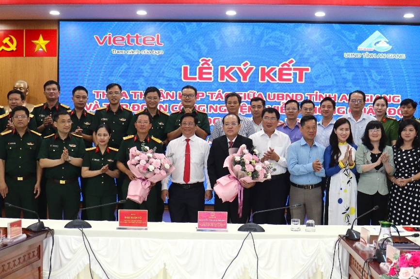Ủy ban nhân dân tỉnh An Giang và Tập đoàn Viettel ký kết hợp tác chuyển đổi số giai đoạn 2026-2030. Ảnh: AGO