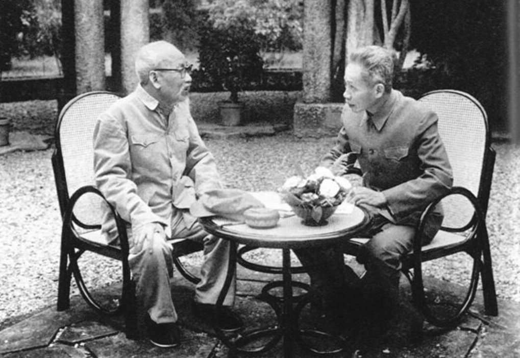 Chủ tịch Hồ Chí Minh và Thủ tướng Phạm Văn Đồng. Ảnh: TL